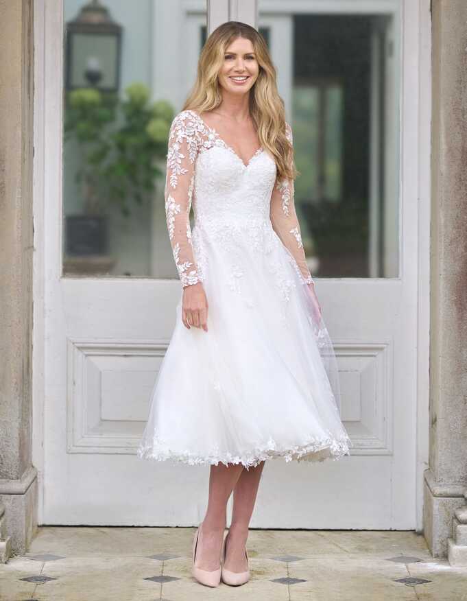 Lidia - a short wedding dress with sleeves - WED2B