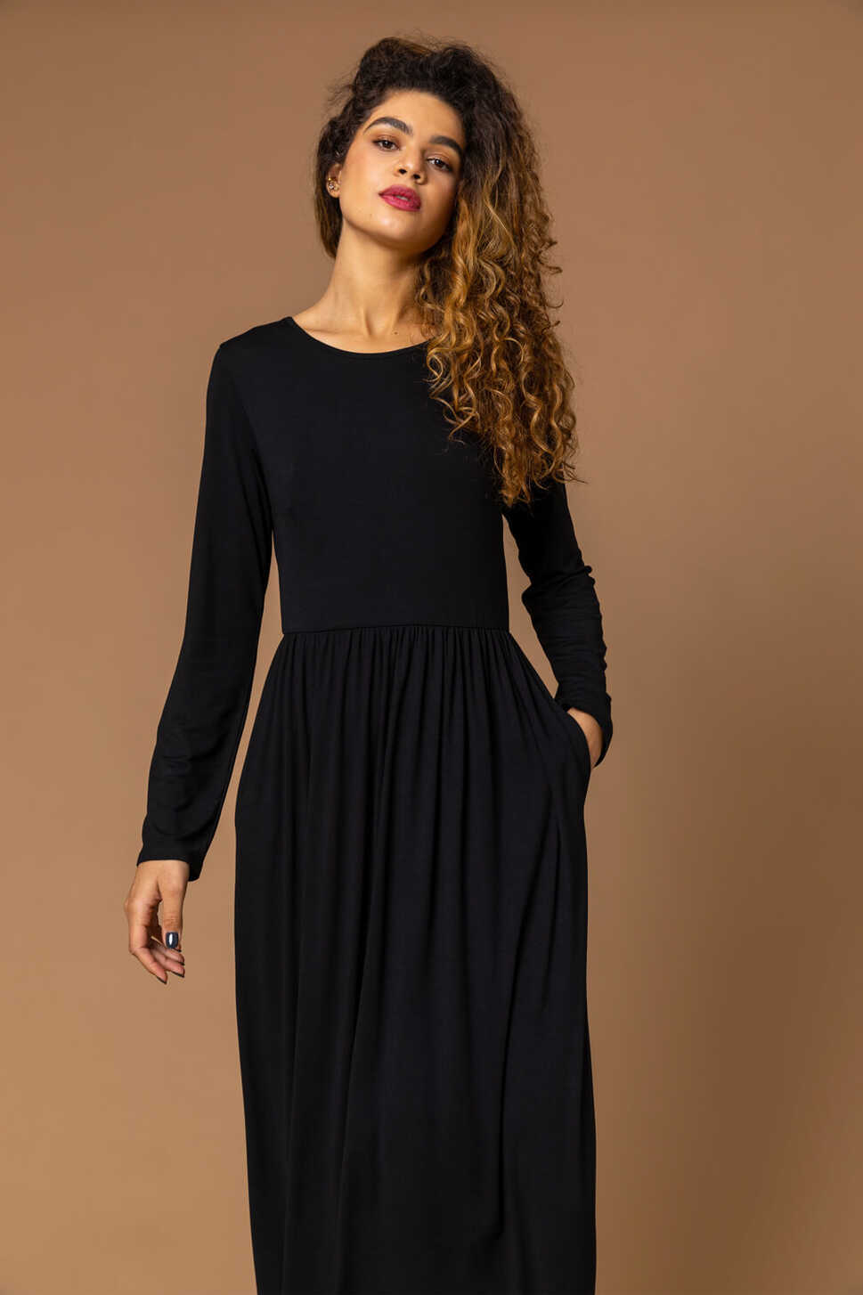 Long Sleeve Jersey Maxi Dress in Black - Roman Originals UK