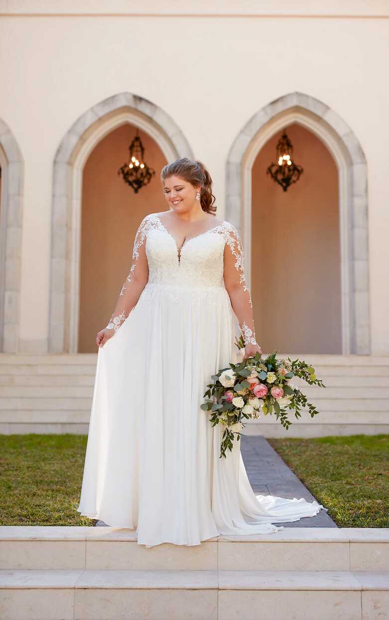 Long-Sleeved Casual Plus-Size Wedding Dress | Stella York Wedding ...