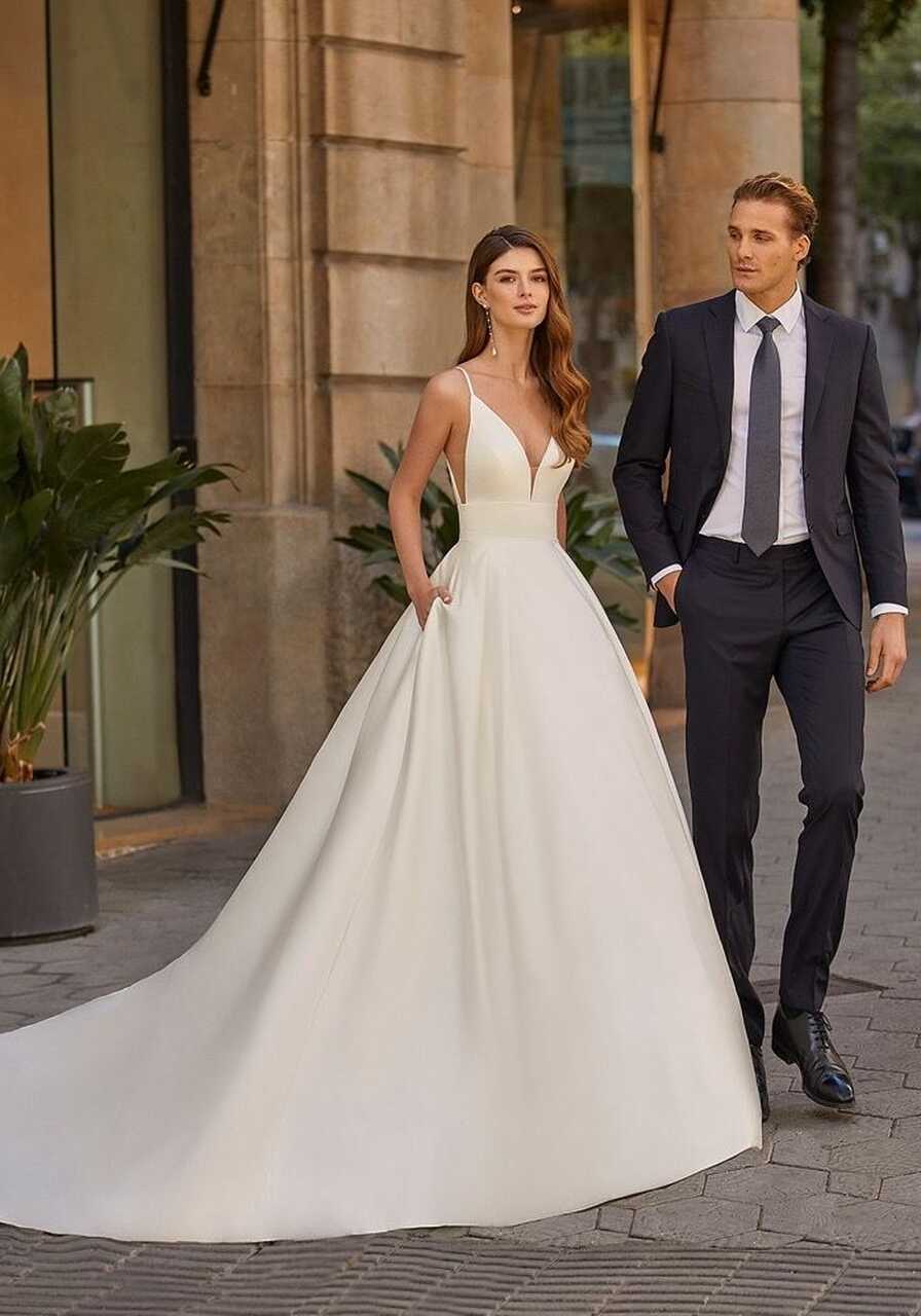 Luna Novias Traza Classic Satin Wedding Dress HK | DBR Weddings