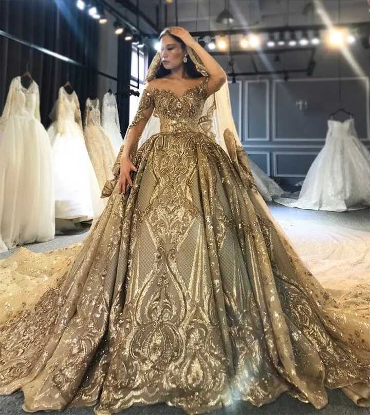 Luxurious 2022 Dubai Golden Gold Wedding Dress With Illusion ...