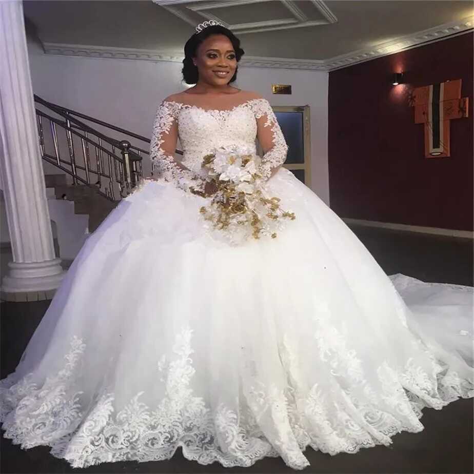 Luxury Nigeria Big Ballgown Wedding Dress 2023 With Beaded Long ...