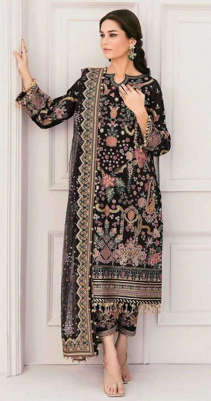 Mahnur Vol 36 Heavy Georgette Pakistani Salwar Kameez Design