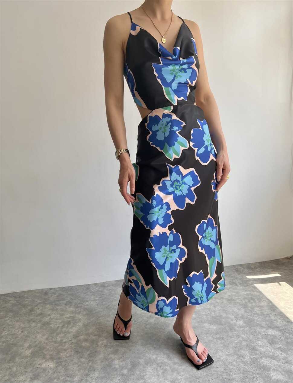 Mai Petra Blue Floral Satin Midi Dress