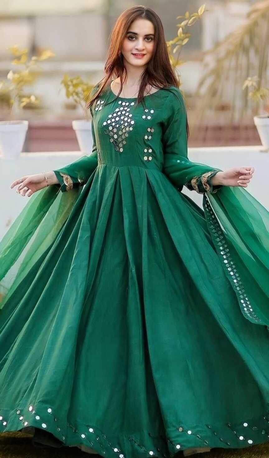 Maxi dress designs for girls 2022 | Gown dress design images 2022