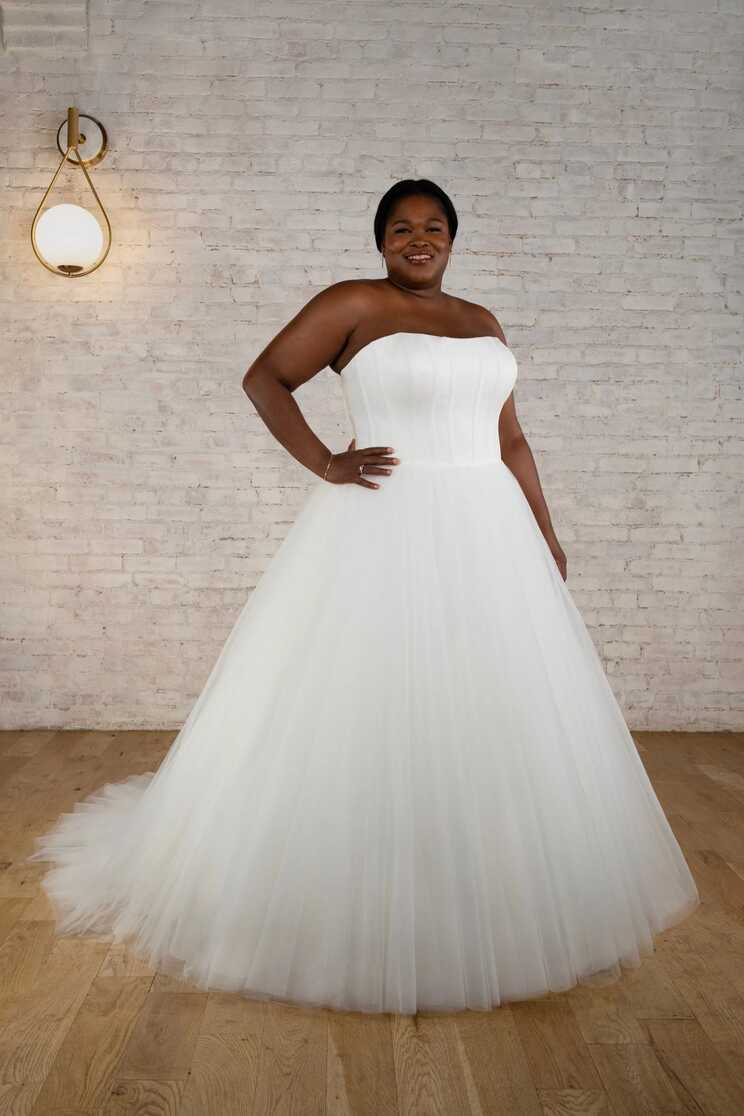 Modern Princess Corset Plus Size Ballgown Wedding Dress in Satin ...