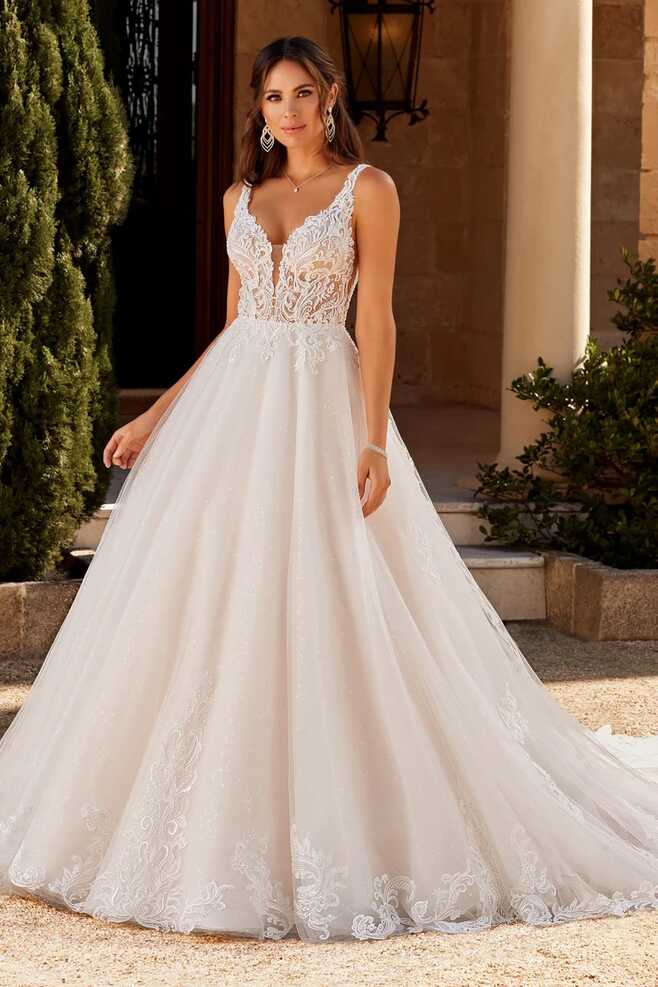 Modern Romance | Sophia Tolli