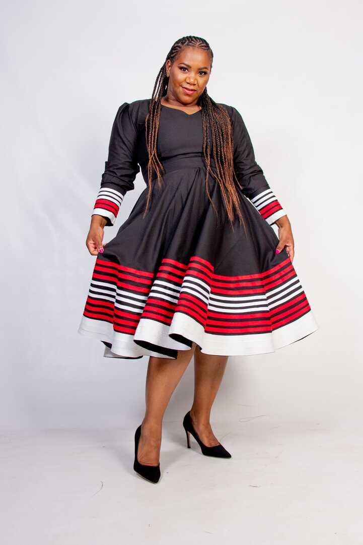 Modern Xhosa Dress in Black – QhawekaziStyles