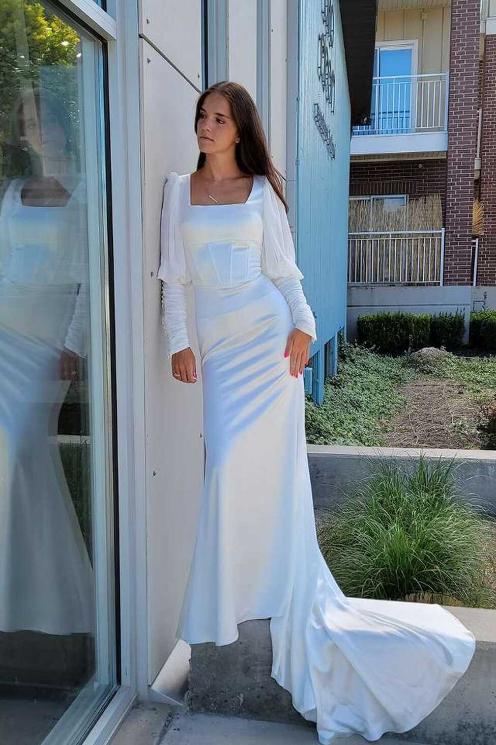 Modest Wedding Dresses - fashionable, modern, trend-setting