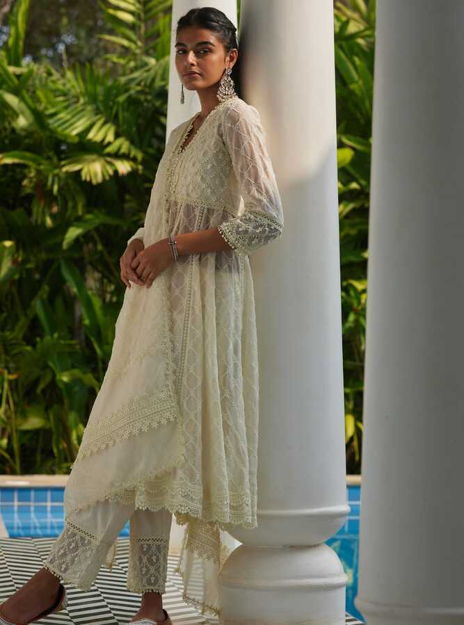 Mulmul Organza Anarkali Dori White Kurta With Mulmul Cotton Dori White