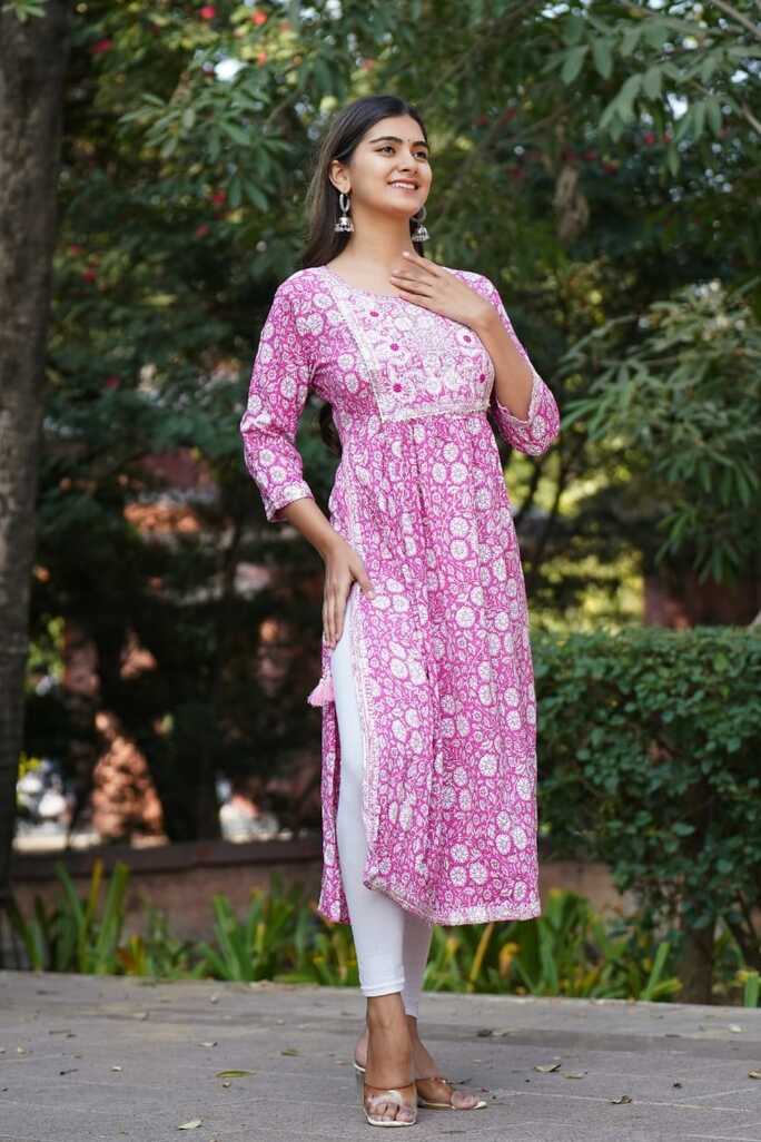 Nayra Cut Kurti at Rs 440 | Nayra cut kurti pant set in Surat | ID ...