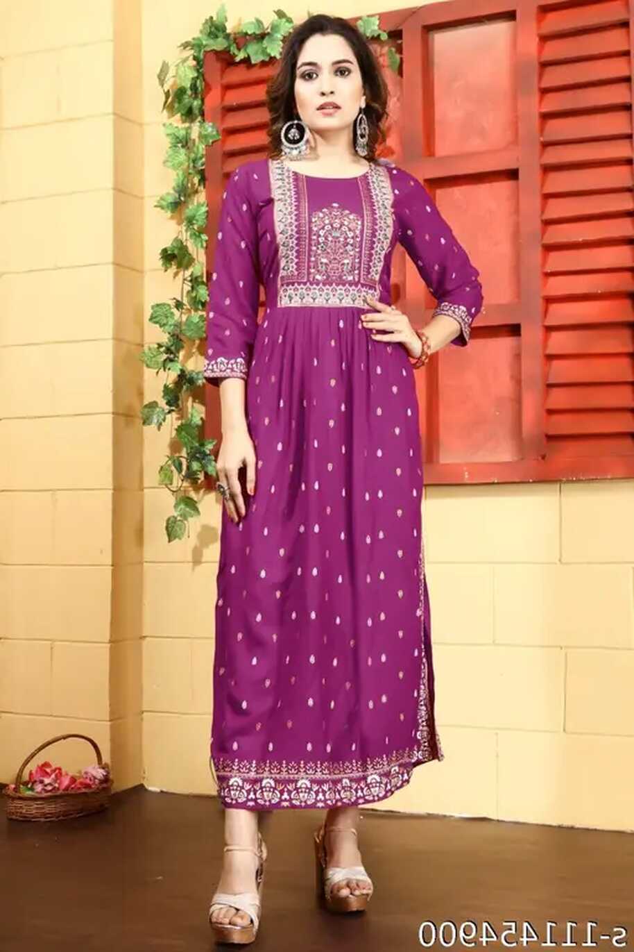 Nayra Cut Kurti