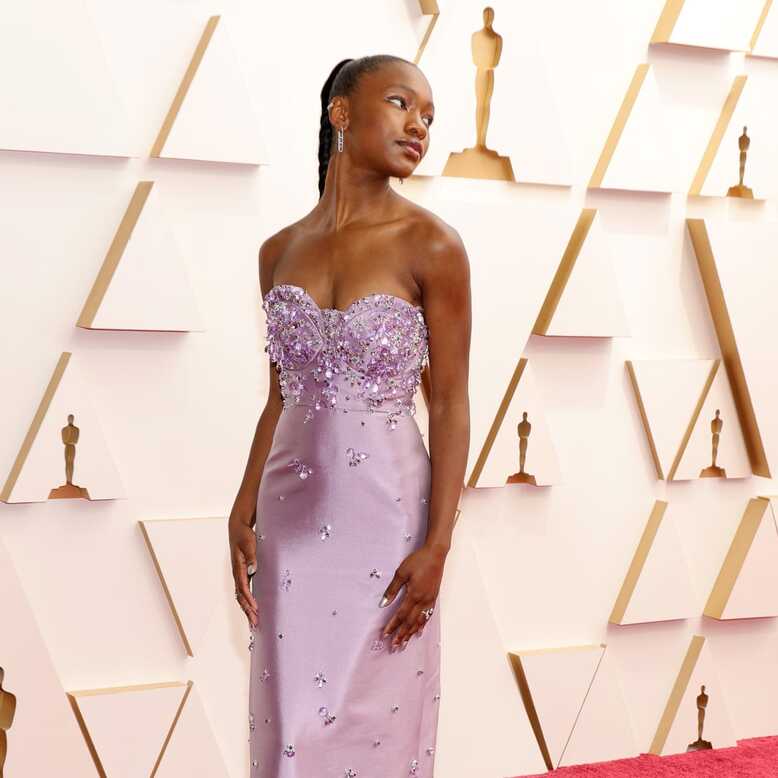 Oscars 2022 Red Carpet: Every Look, Dress, Outfit - Fashionista