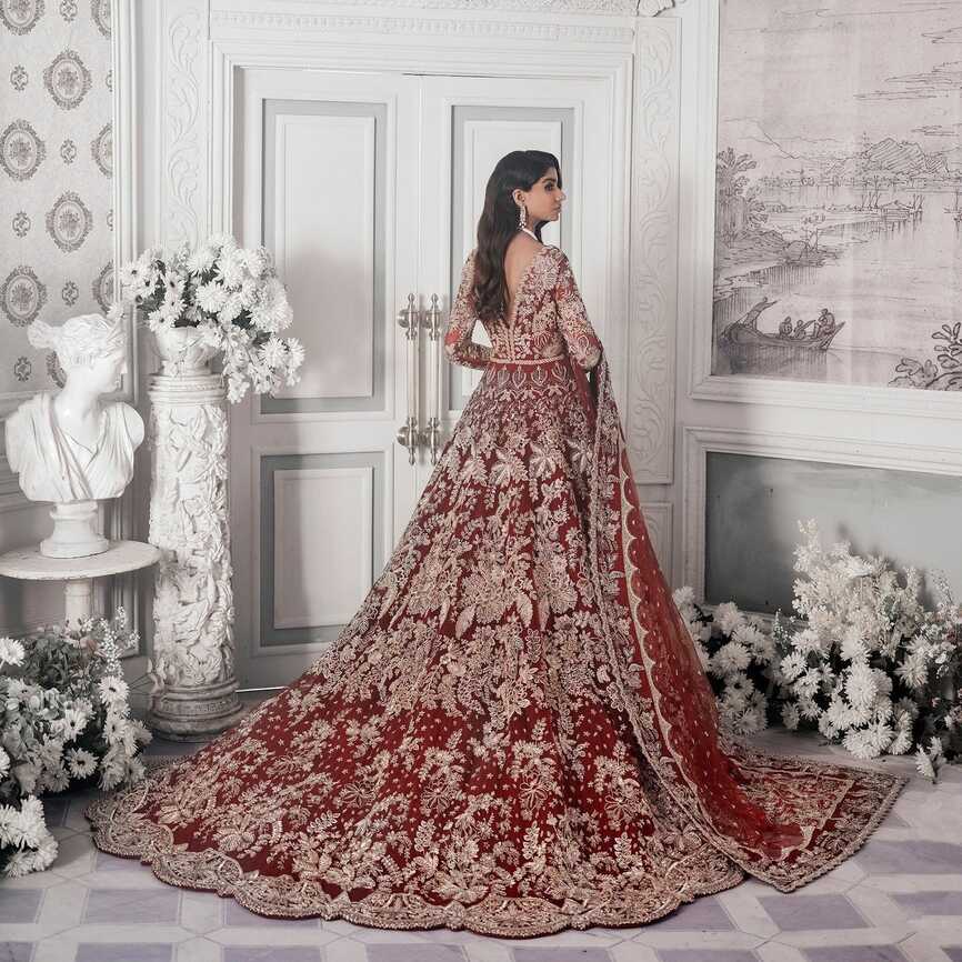 Pakistani Bridal Dress Trends 2023 -