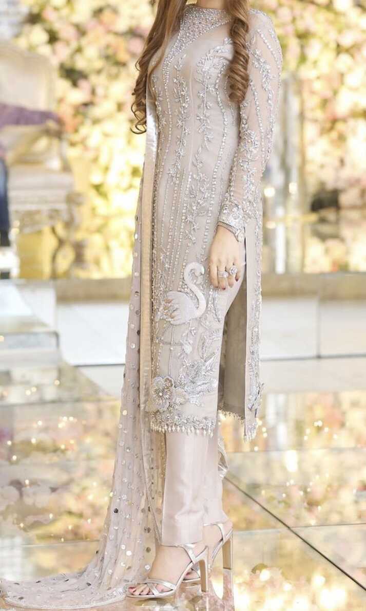 Party wear outfit Decent Dress for wedding | Pakistani party wear ...