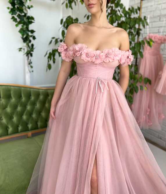 Peony Princess Off-shoulder Gown | Teuta Matoshi