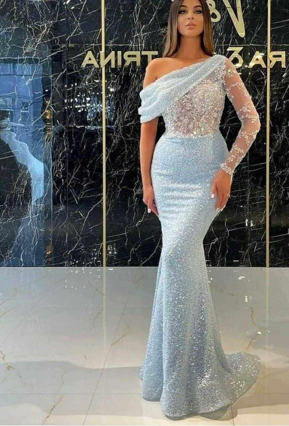 Pin by Suzi on My Saves | Gowns dresses elegant, Dinner dress ...