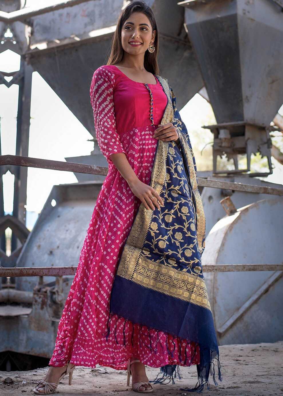 Pink Flared Bandhej Salwar Kameez Latest 2542SL01