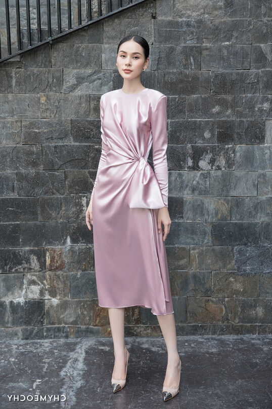 Pink Long Sleeves Satin Dress | CHYMEOCHY