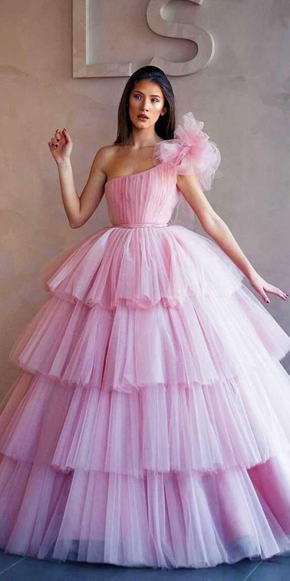 Pink Wedding Dresses You&#39;ll Like Immediately