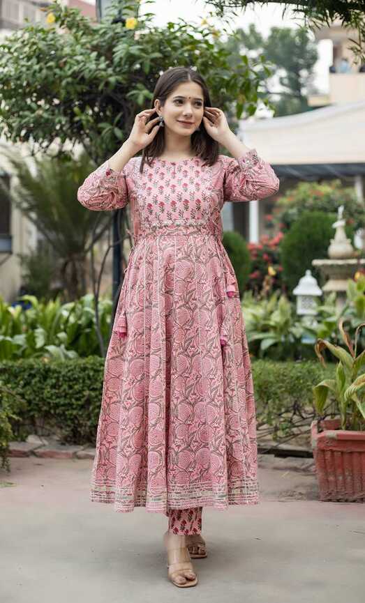 Pink embroidered cotton long-kurtis - KAAJH - 4153028