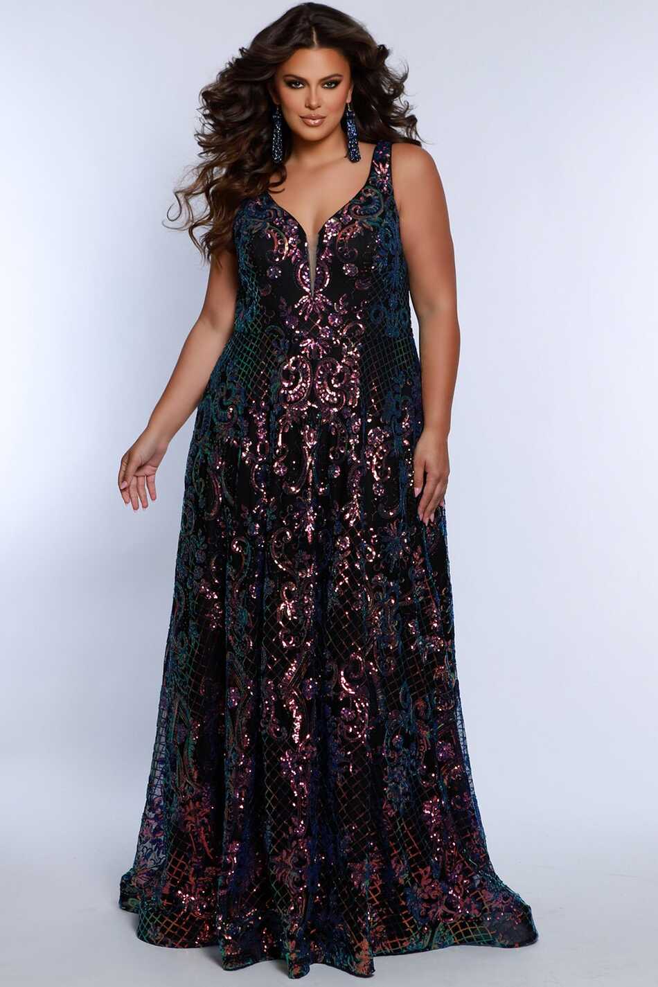 Plus &amp; Plus Plus Size Formal Dresses and Outfits for Curvy Women ...