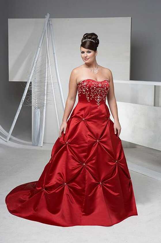 Plus Size Red and White Wedding Dresses