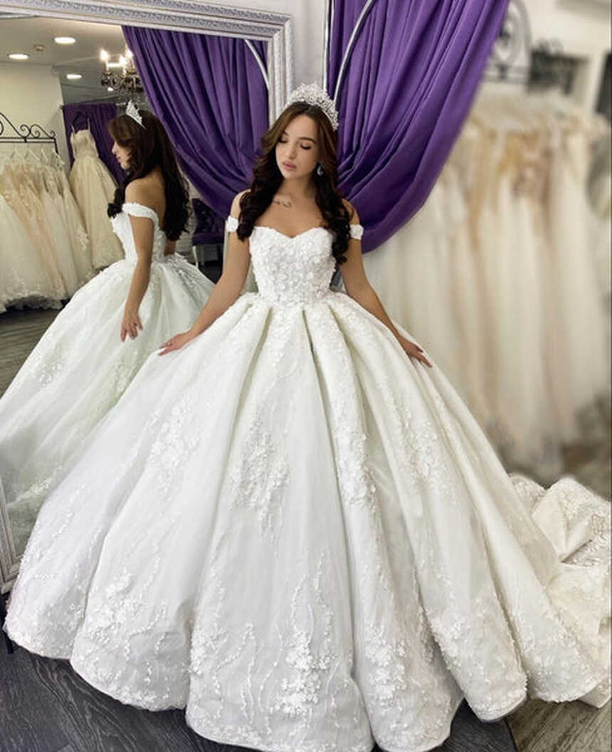 Princess Floral Lace Ball Gown Wedding Dress Off-the-shoulder ...