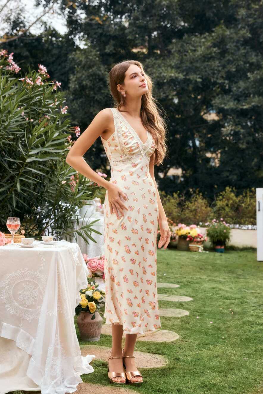 Rachel Floral Spaghetti Strap Maxi Dress