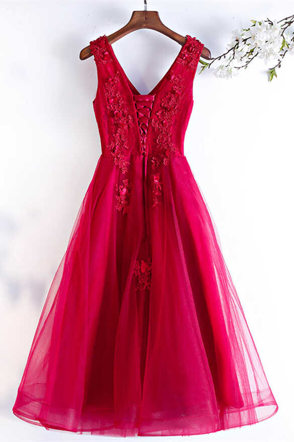 Red A-line Plunging V Neck Beaded 3D Appliques Knee Length Formal ...