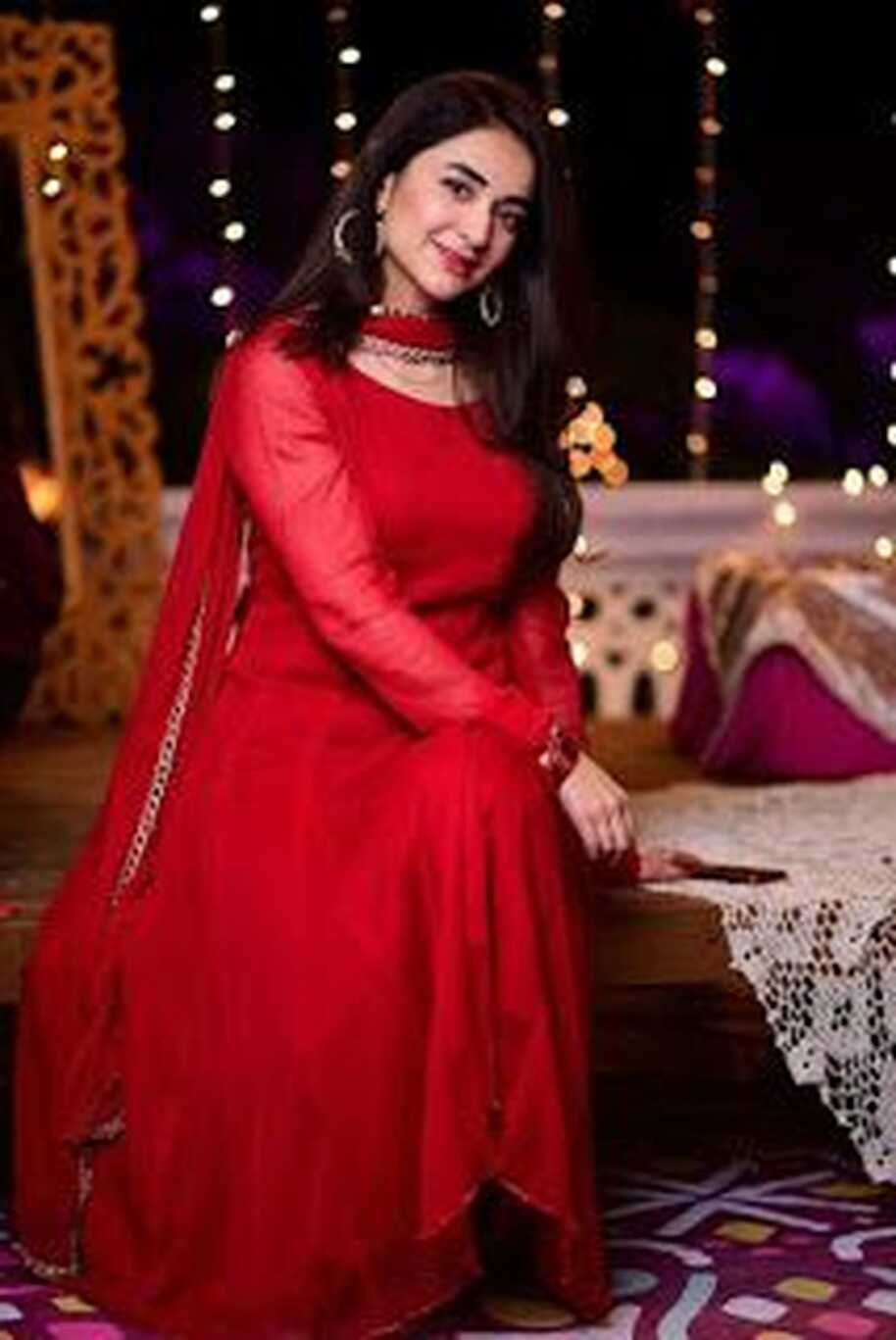 Red and maroon dress designs ideas for girls, Indian and Pakistani ...