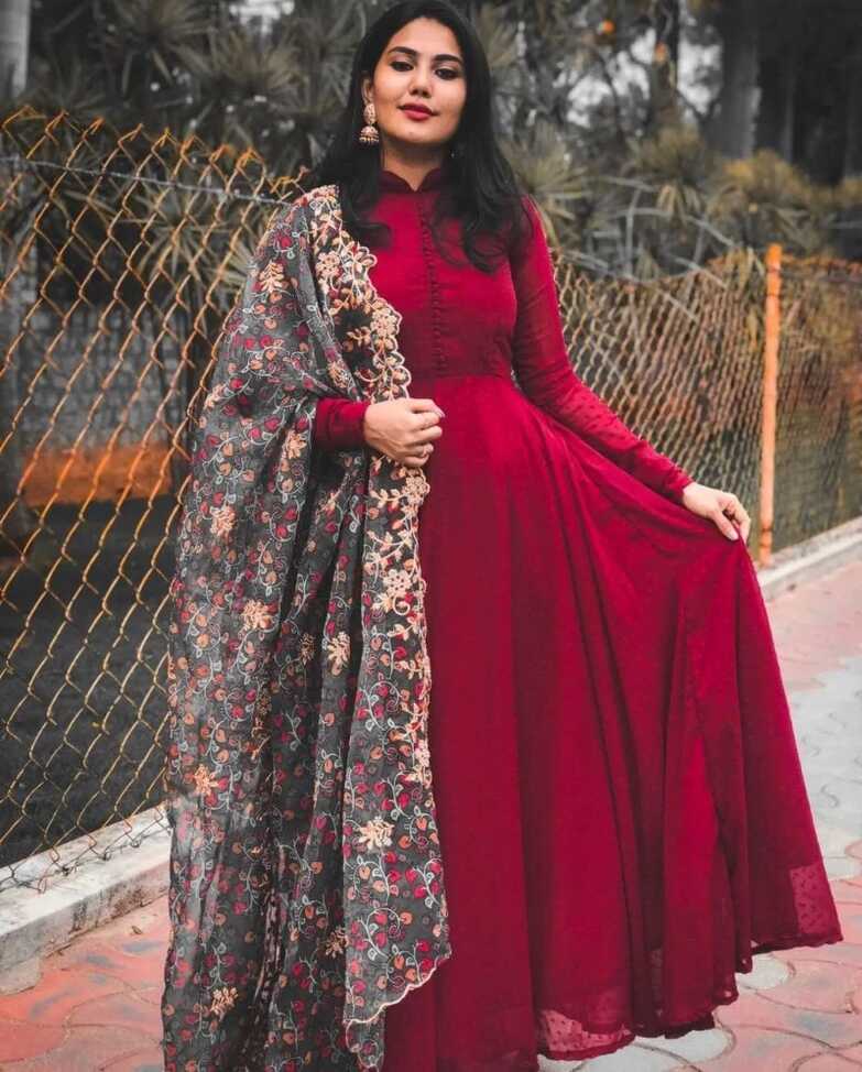 Reeta Fashion Traditional Maroon Georgette Butti Plain Gown with ...