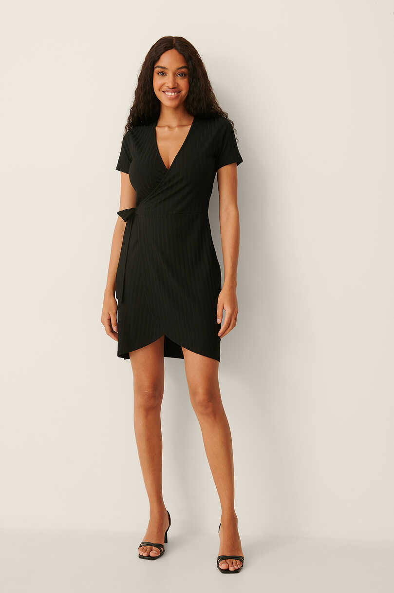 Rib Wrap Short Sleeve Dress Black | NA-KD