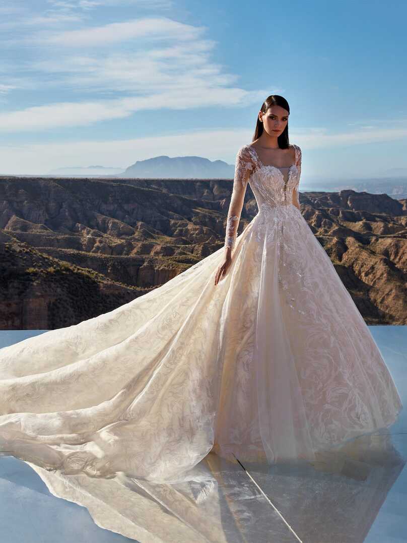 Romantic Wedding Dresses For Your Perfect Day | Pronovias