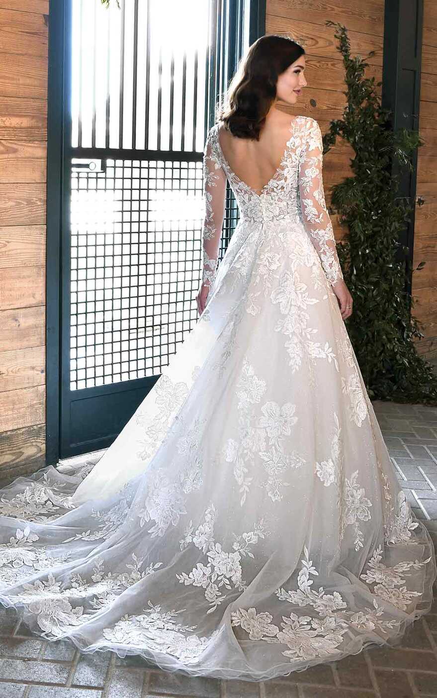 Romantic White Lace V Neck Wedding Dress Elegant Bridal Gown,WW252 ...