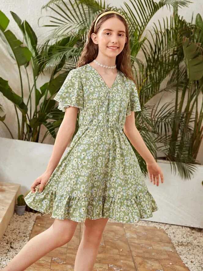 SHEIN Teen Girls Butterfly Sleeve Ruffle Hem Ditsy Floral Dress