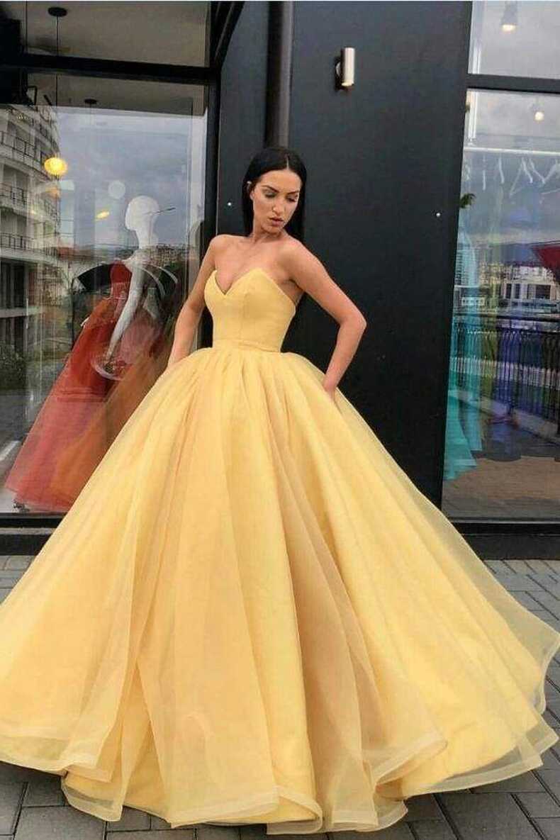 SSR439,yellow sleeveless strapless pockets sweetheart tulle ball gown