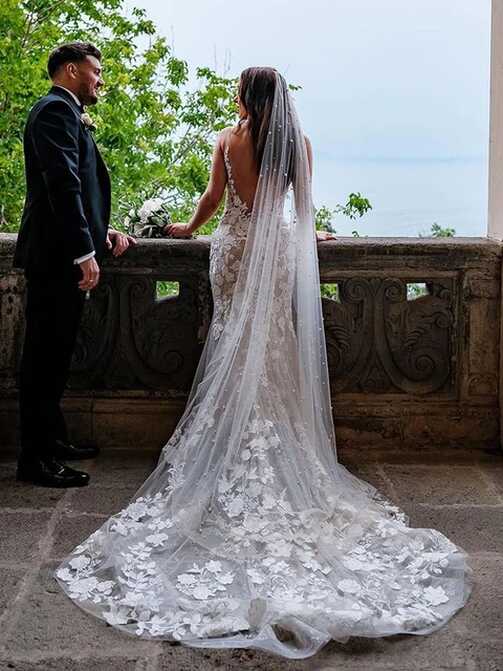 Sexy Deep V-Neck Mermaid Wedding Dress Boho Sleeveless Lace ...