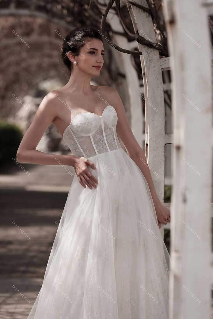 Sheer Corset A-line Court Train Wedding Dress