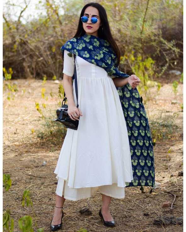 Shop Off white suit set with indigo dupatta | The Secret Label