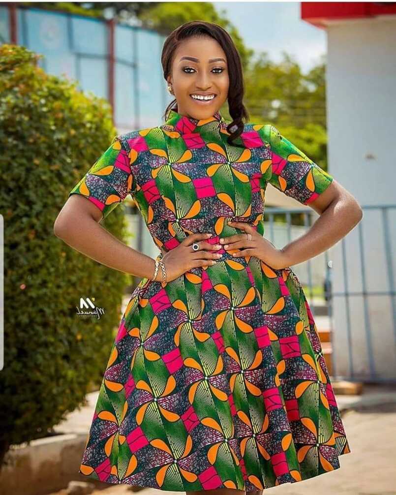 Short Gown Styles : Simple Ankara Short Gown Styles