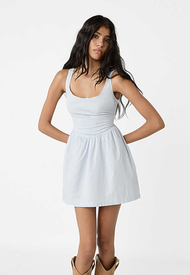 Short dress with strappy back - Women&#39;s fashion | Stradivarius Turkey