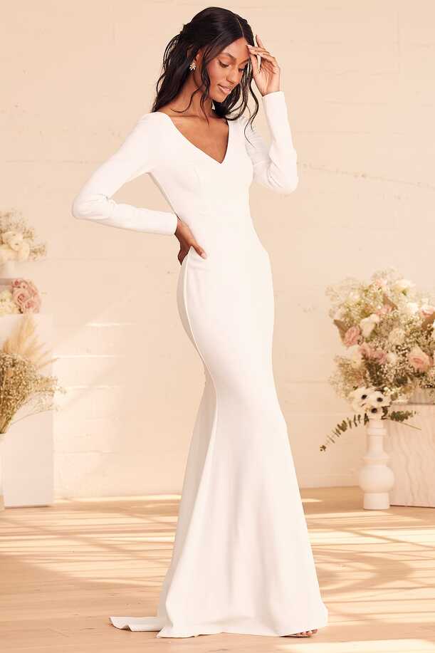 Simple, Minimalist Wedding Dresses That Will Stun On Your Big Day ...