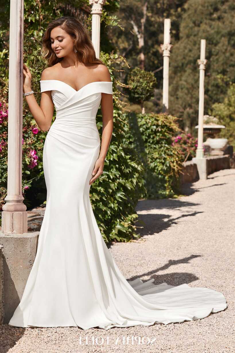 Simple and Glamorous Crepe Wedding Gown | Sophia Tolli