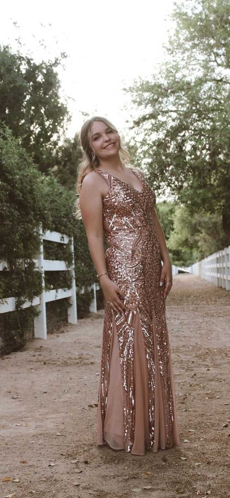 Size 6 Prom Sequined Rose Gold Floor Length Maxi on Queenly