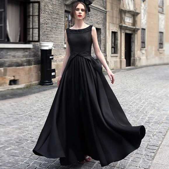 Solid Color Open Back Sleeveless Ball Gown Long Party Dress