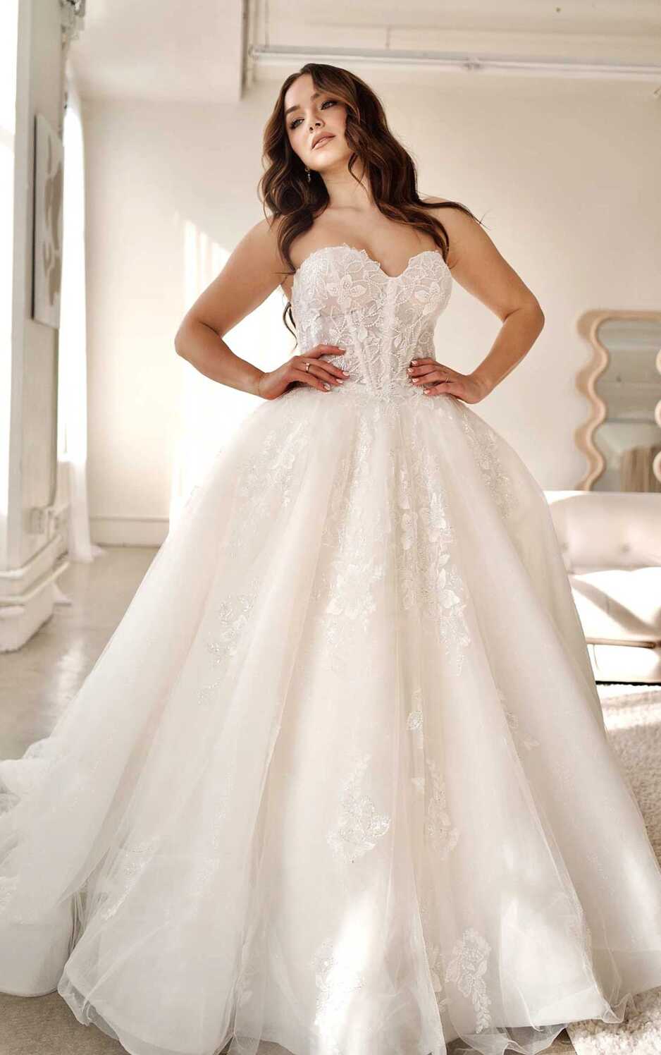 Sparkling Designer Princess Corset Ballgown Wedding Dress with ...