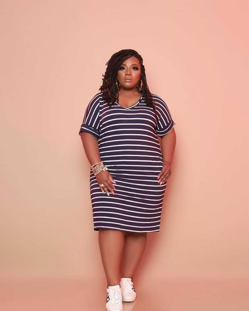 Striped Short Sleeve V Neck Loose Plus Size Dresses