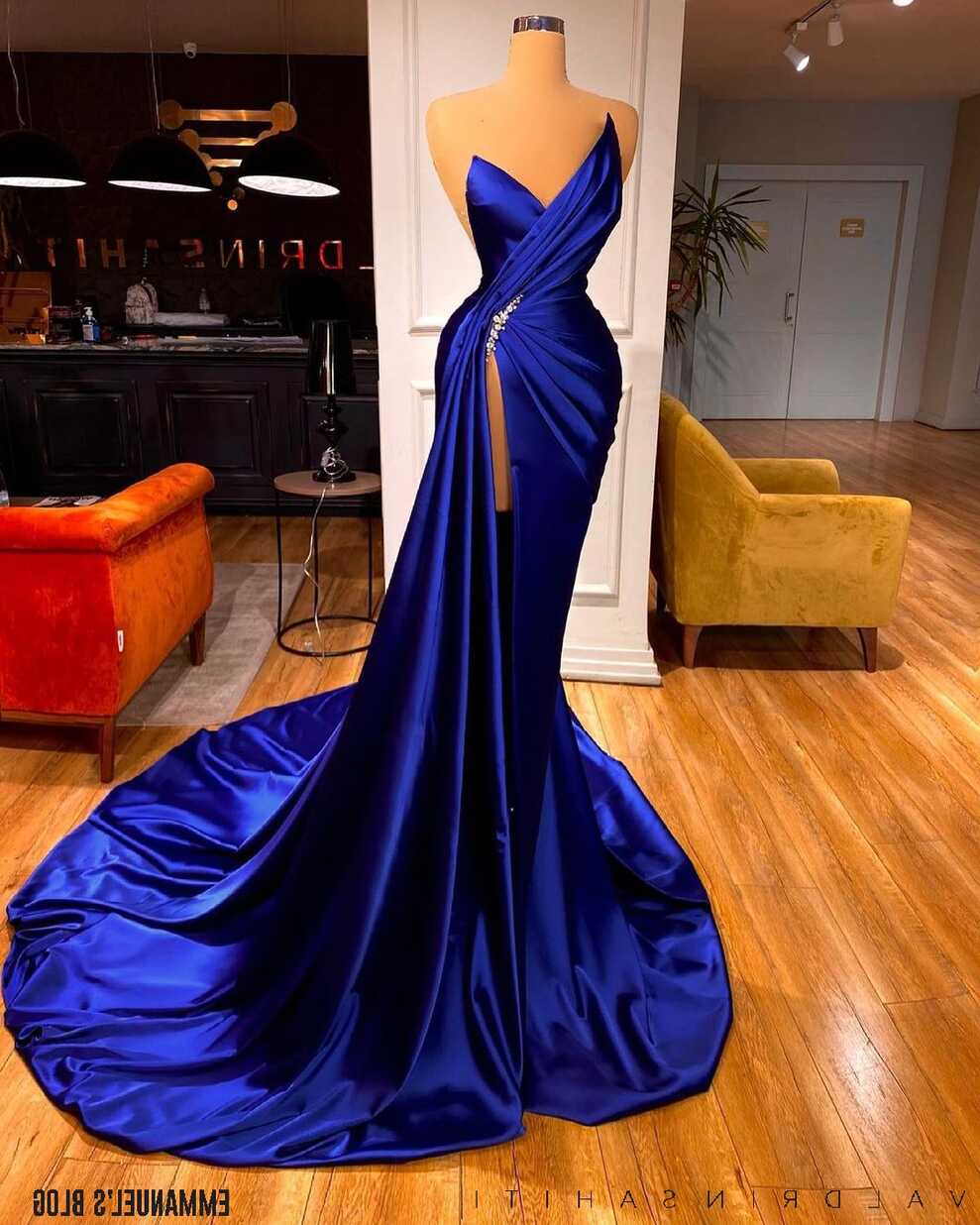 Stunning Custom sleeveless Blue pleated Satin dress – EsB Store