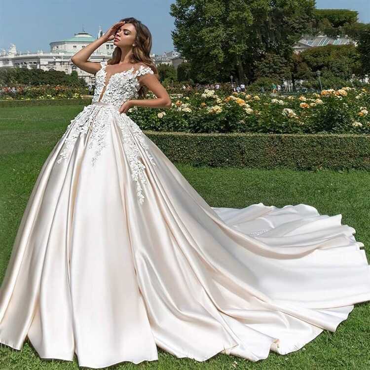 Stylish Simplicity Wedding Dress Sexy V-Neckline Soft Satin ...